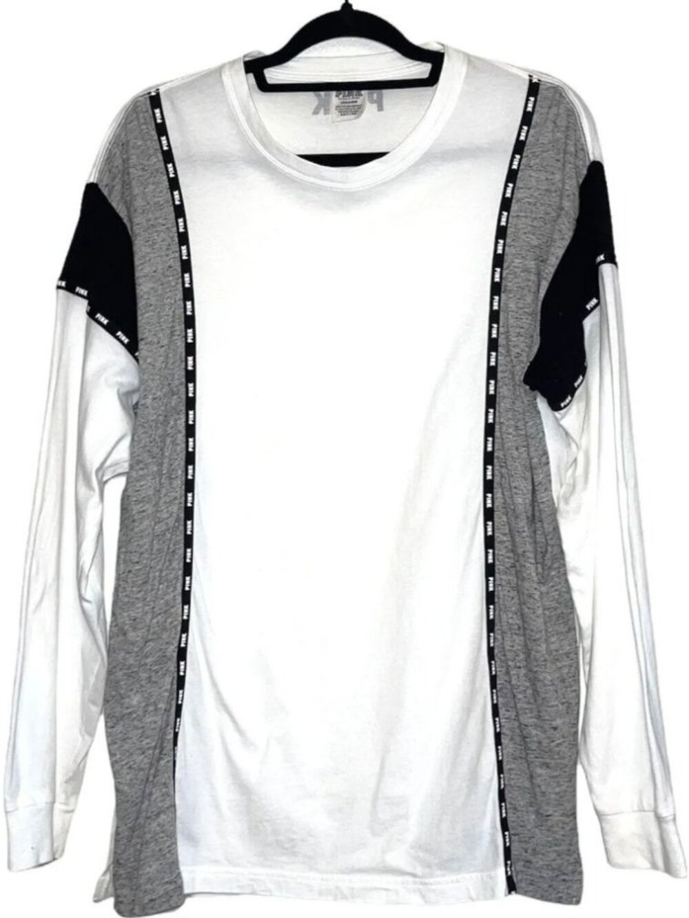 Pink Victorias Secret M Long Sleeve Shirt White Black Gray Logo Campus Preppy